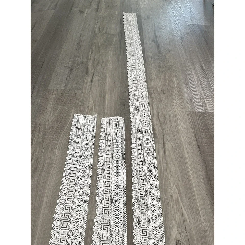 3.25 Yards Vintage Flat Ecru  Lace‎ 4.25